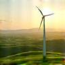 Groene velden en windmolens